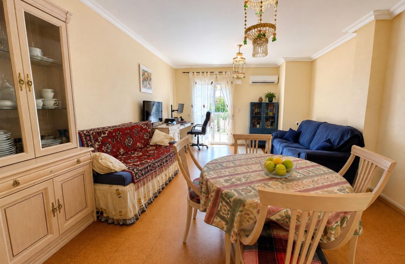 Resale - Bungalow -
Orihuela Costa - Lomas de Cabo Roig