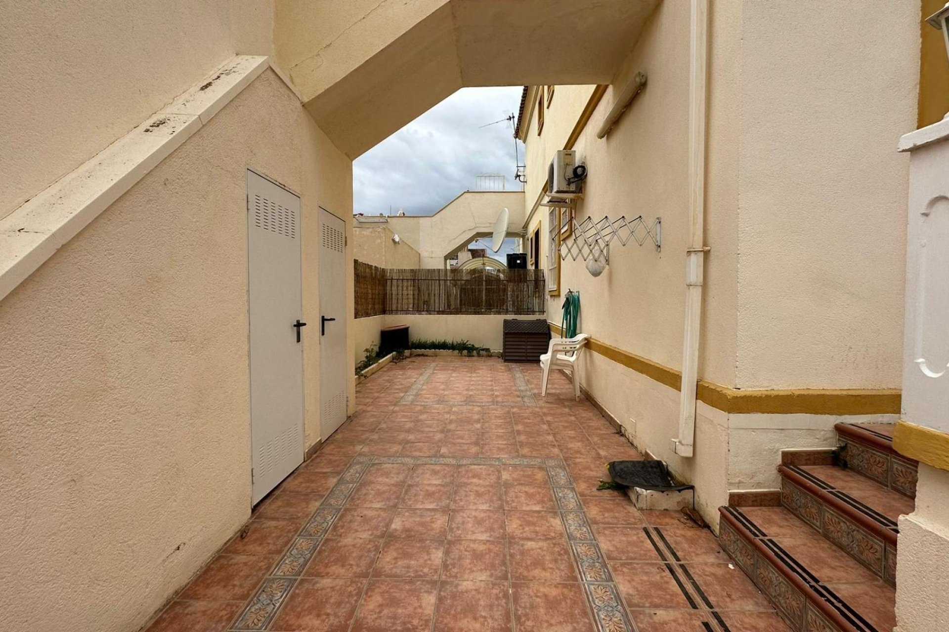 Resale - Bungalow -
Orihuela Costa - Los Almendros-la Florida