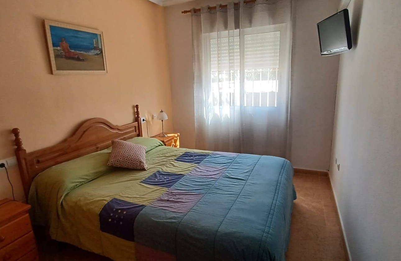 Resale - Bungalow -
Orihuela Costa - Los Almendros-la Florida