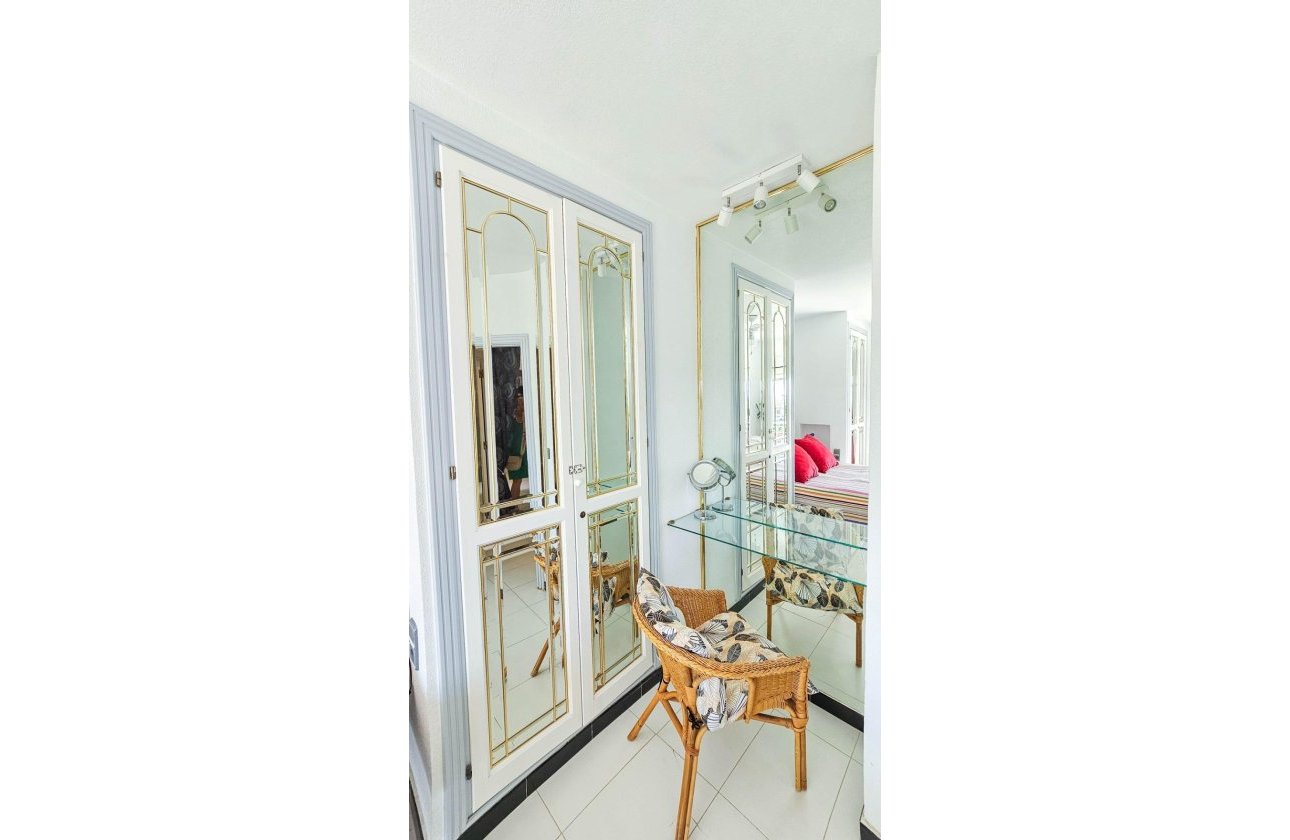 Resale - Bungalow -
Orihuela Costa - Los Altos