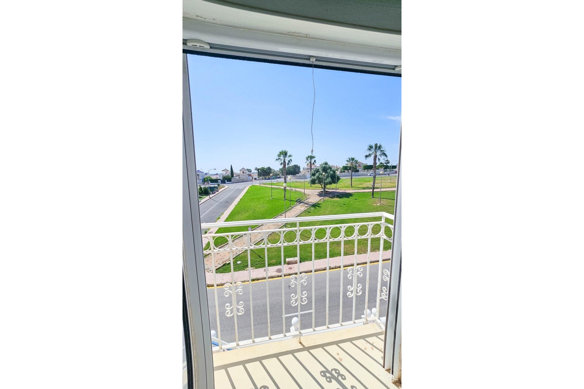 Resale - Bungalow -
Orihuela Costa - Los Altos