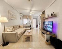 Resale - Bungalow -
Orihuela Costa - Los Altos