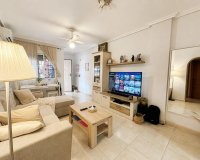 Resale - Bungalow -
Orihuela Costa - Los Altos