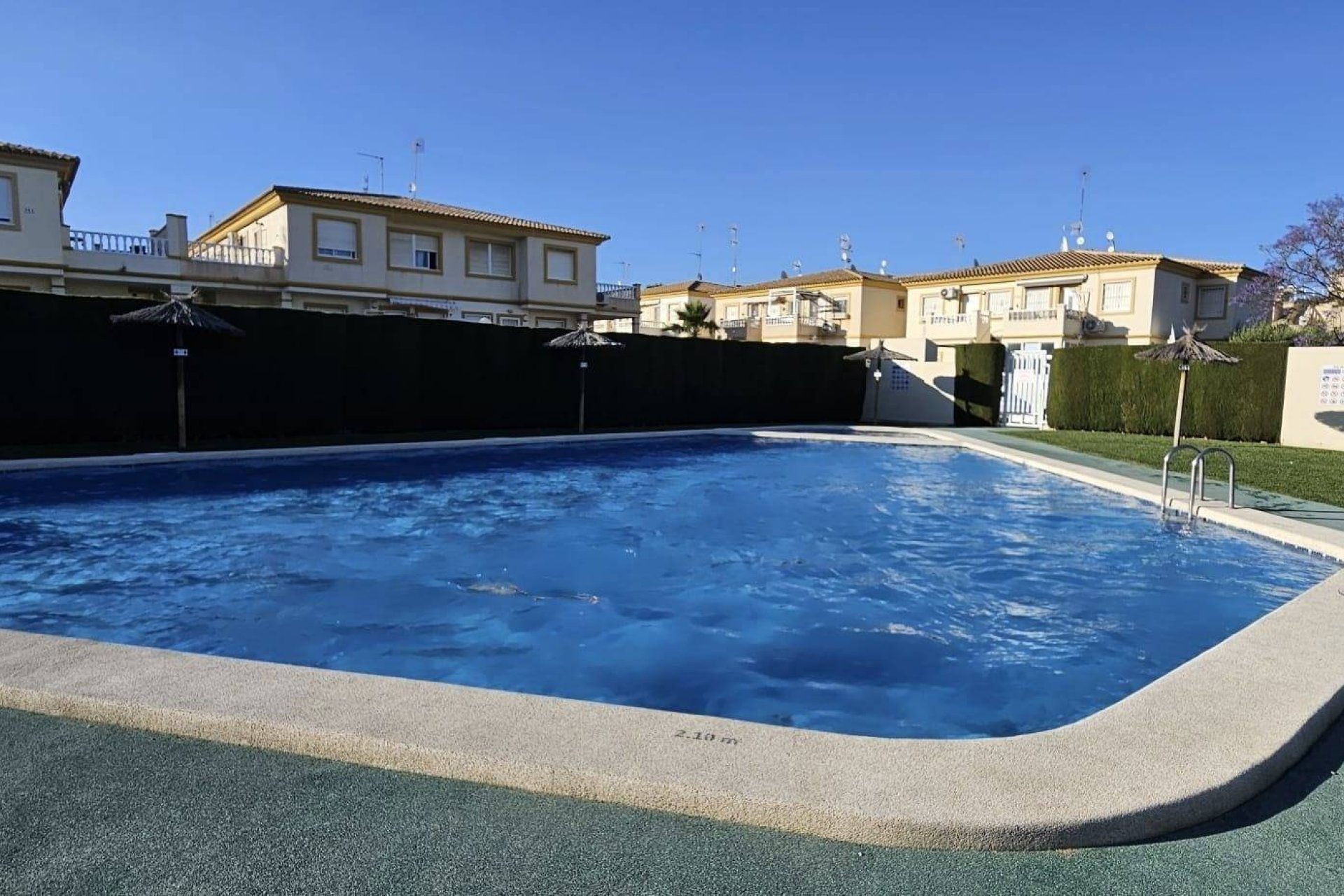 Resale - Bungalow -
Orihuela Costa - Playa Flamenca