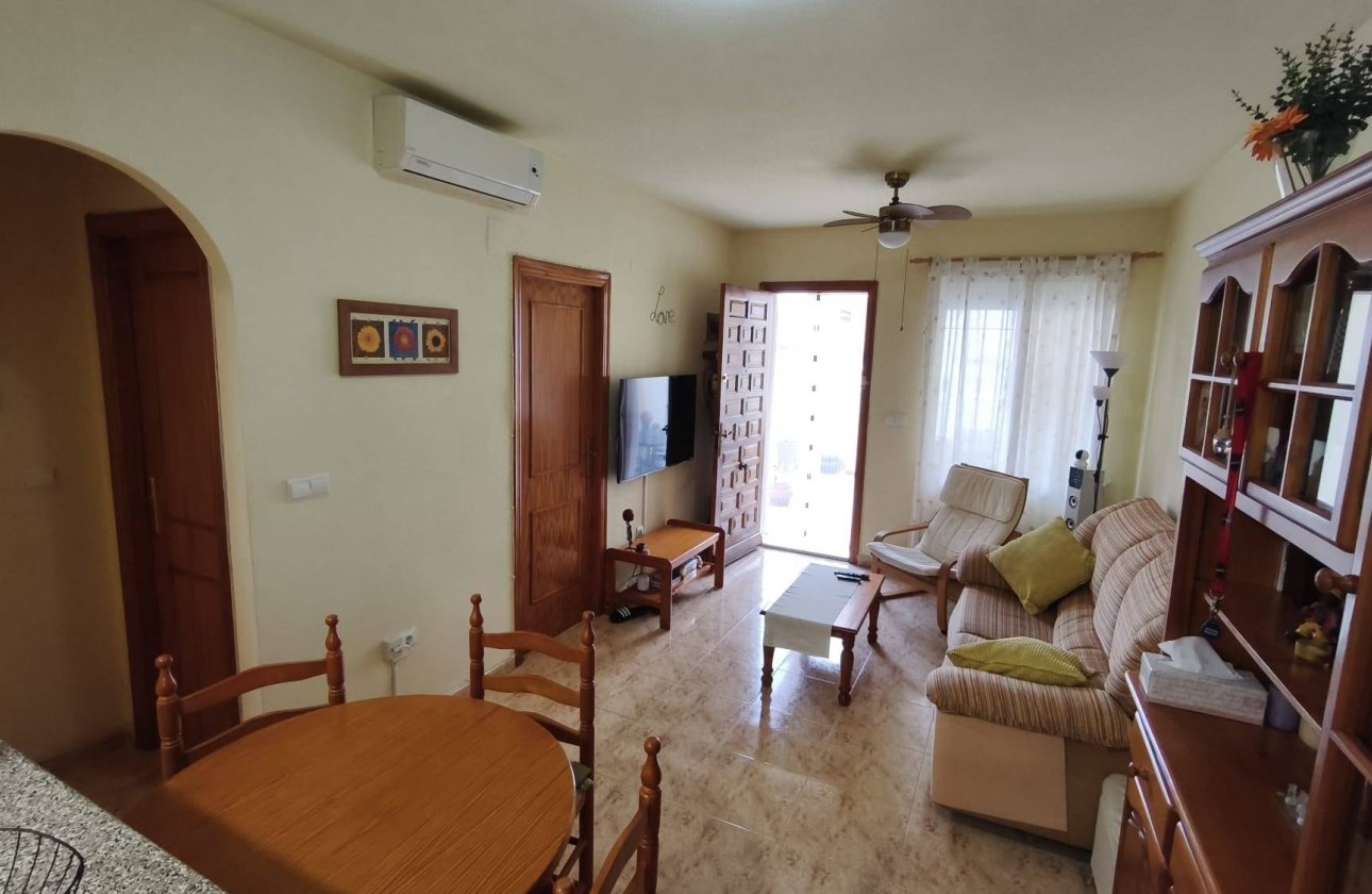 Resale - Bungalow -
Orihuela Costa - Playa Flamenca