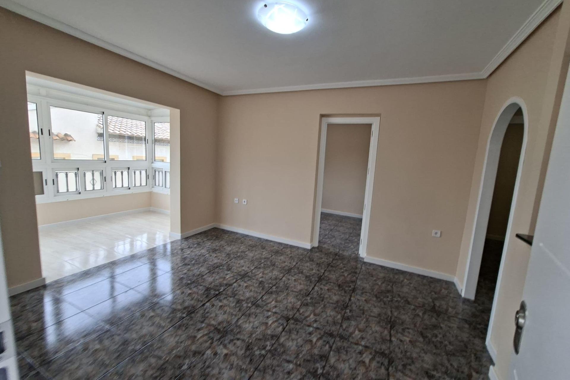 Resale - Bungalow -
Orihuela Costa - Punta Prima