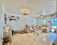 Resale - Bungalow -
Orihuela Costa - Villamartín-las Filipinas