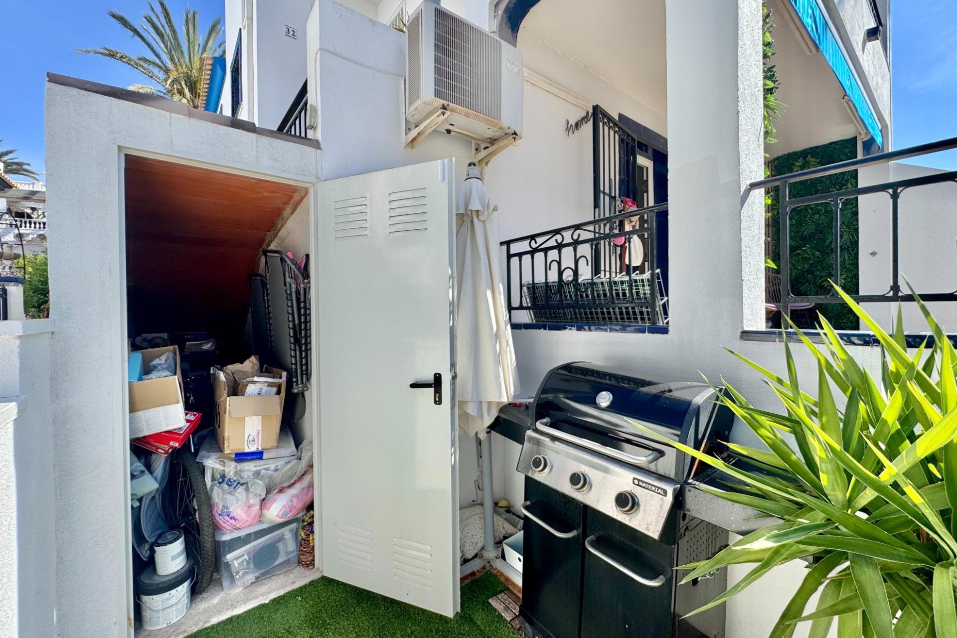 Resale - Bungalow -
Orihuela Costa - Villamartín-las Filipinas