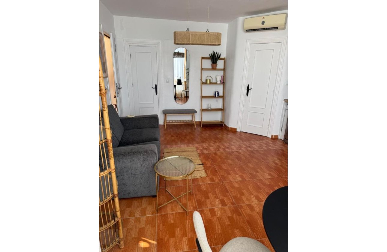 Resale - Bungalow Penthouse -
Torrevieja - Punta Prima