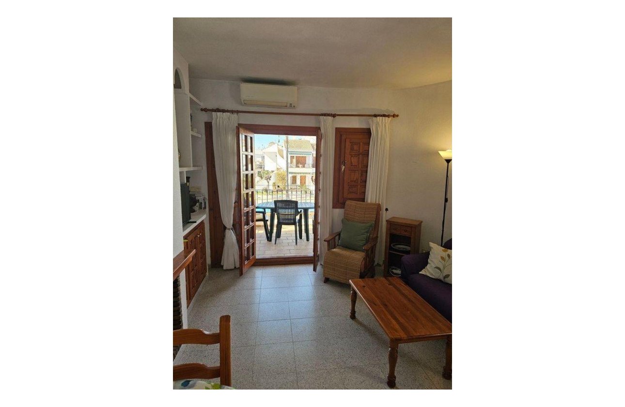 Resale - Bungalow -
Pilar de la Horadada - Costa Blanca