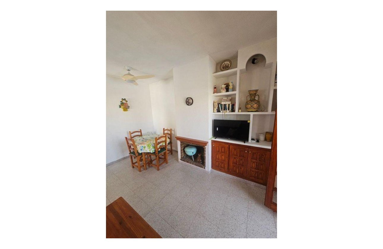 Resale - Bungalow -
Pilar de la Horadada - Costa Blanca