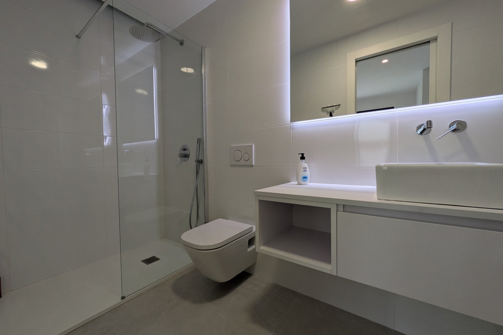 Resale - Bungalow -
Pilar de la Horadada - Costa Blanca