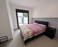 Resale - Bungalow -
Pilar de la Horadada - Costa Blanca