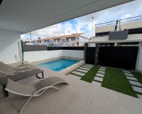 Resale - Bungalow -
Pilar de la Horadada - Costa Blanca