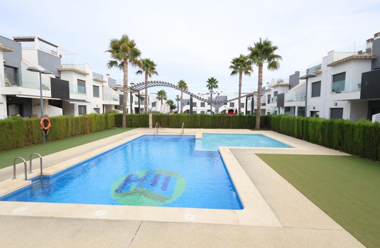 Resale - Bungalow -
Pilar de la Horadada - Costa Blanca