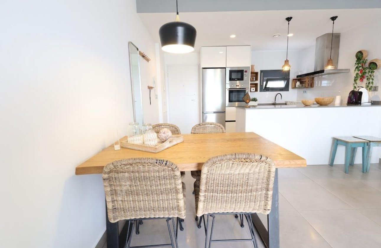 Resale - Bungalow -
Pilar de la Horadada - Costa Blanca