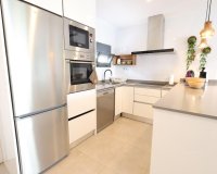 Resale - Bungalow -
Pilar de la Horadada - Costa Blanca