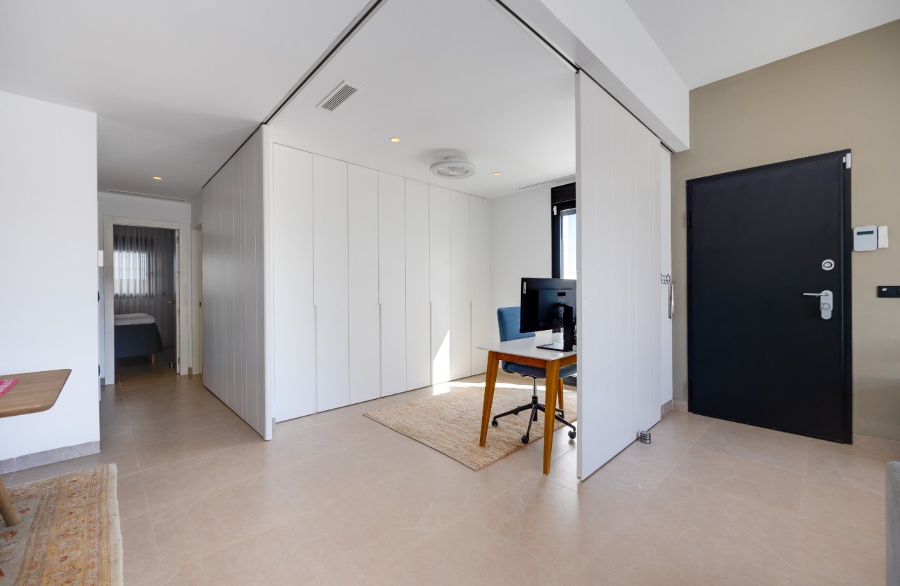 Resale - Bungalow -
Pilar de la Horadada - Costa Blanca