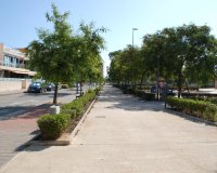 Resale - Bungalow -
Pilar de la Horadada - Costa Blanca