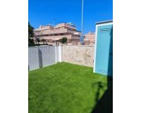 Resale - Bungalow -
Pilar de la Horadada - El Mojón