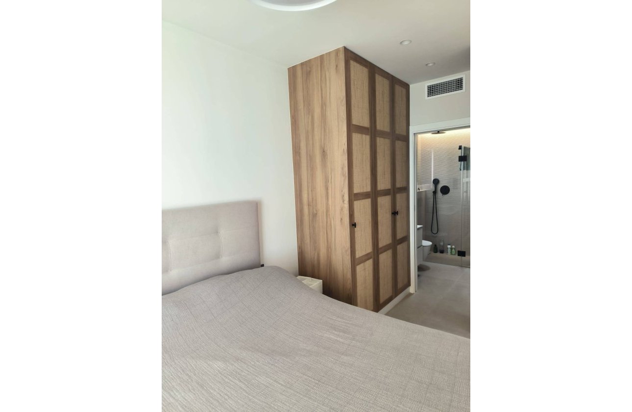 Resale - Bungalow -
Pilar de la Horadada - El Mojón