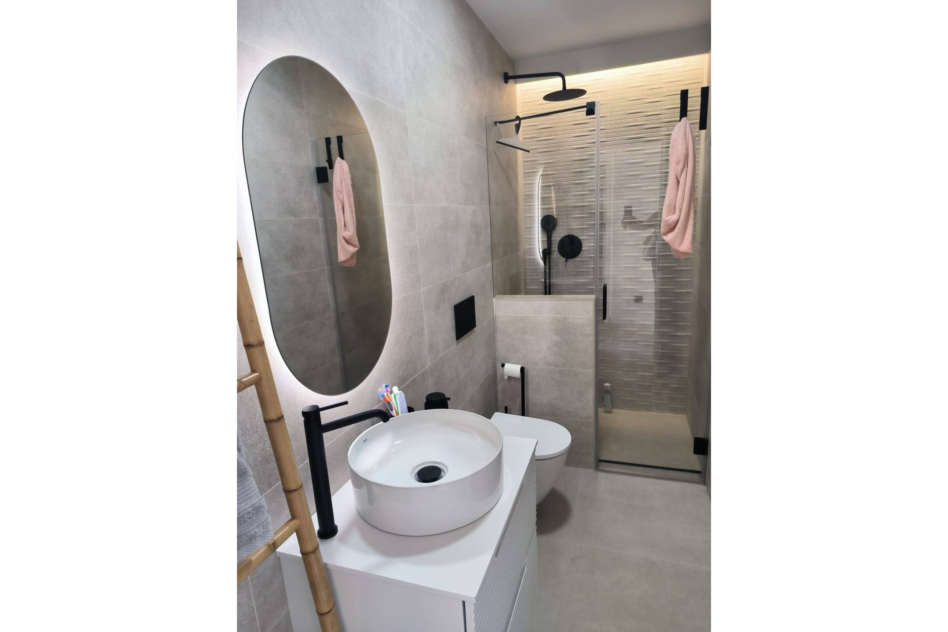 Resale - Bungalow -
Pilar de la Horadada - El Mojón