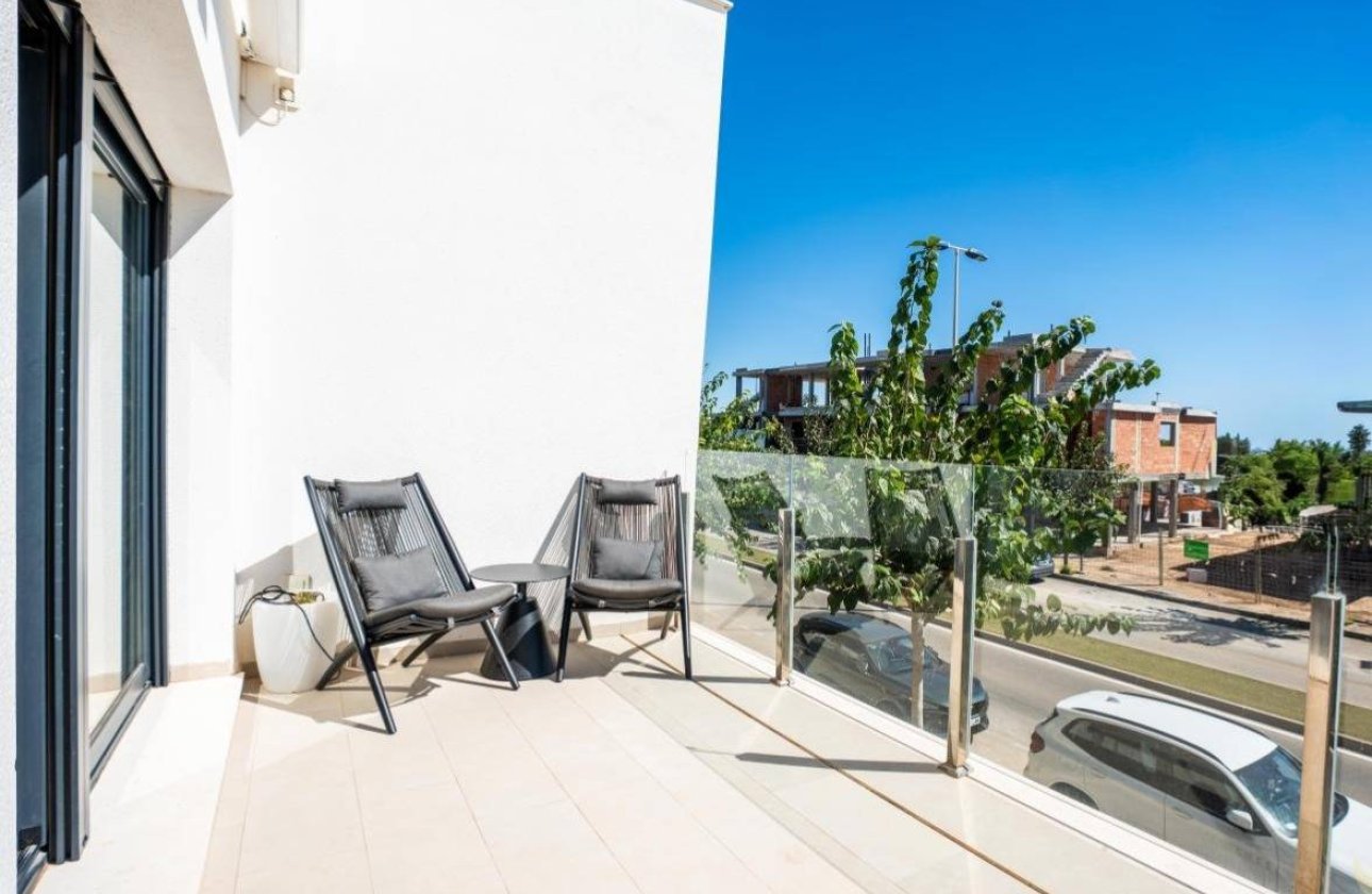 Resale - Bungalow -
Pilar de la Horadada - La Torre De La Horadada