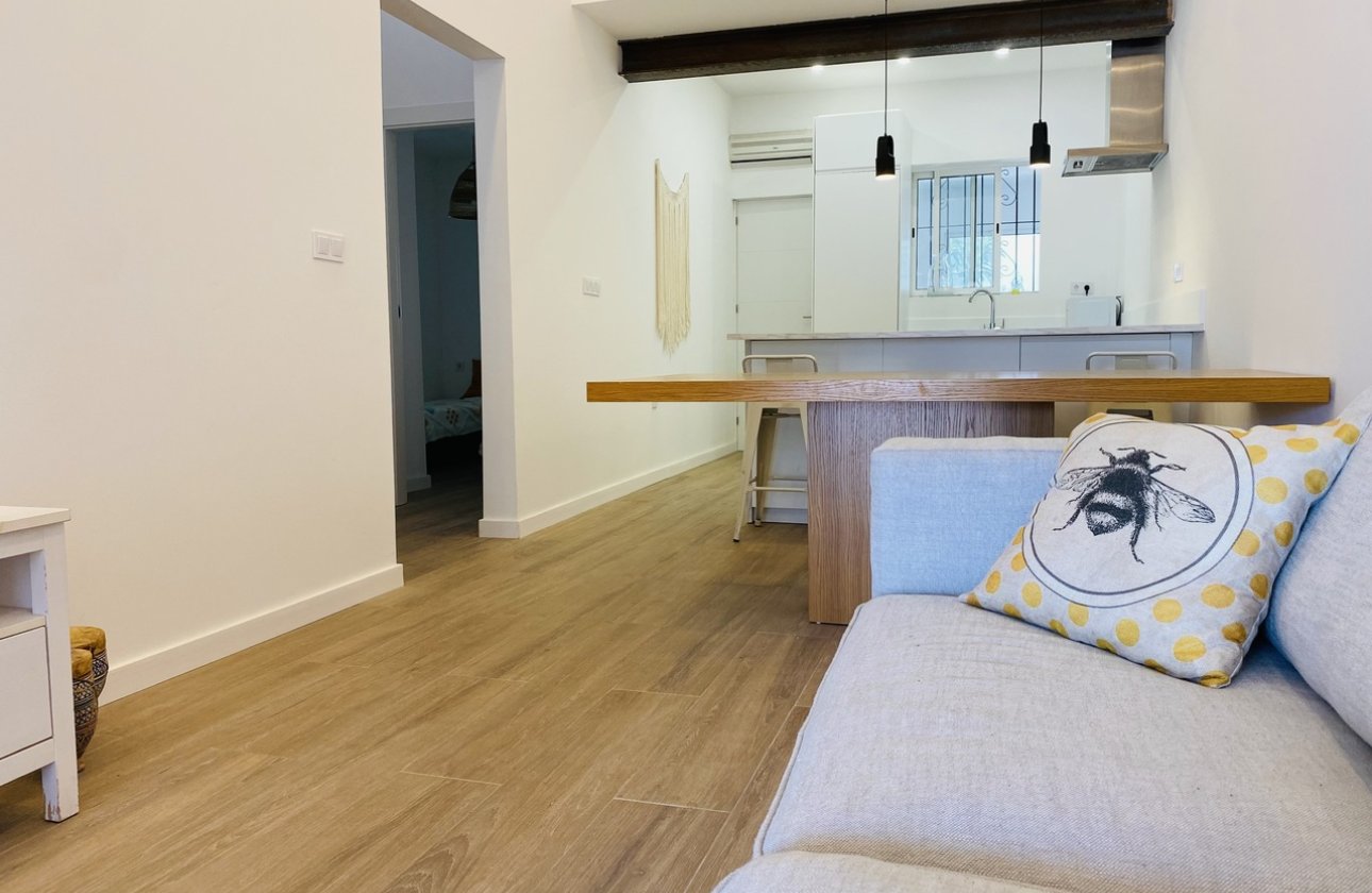 Resale - Bungalow -
Playa Flamenca - Costa Blanca