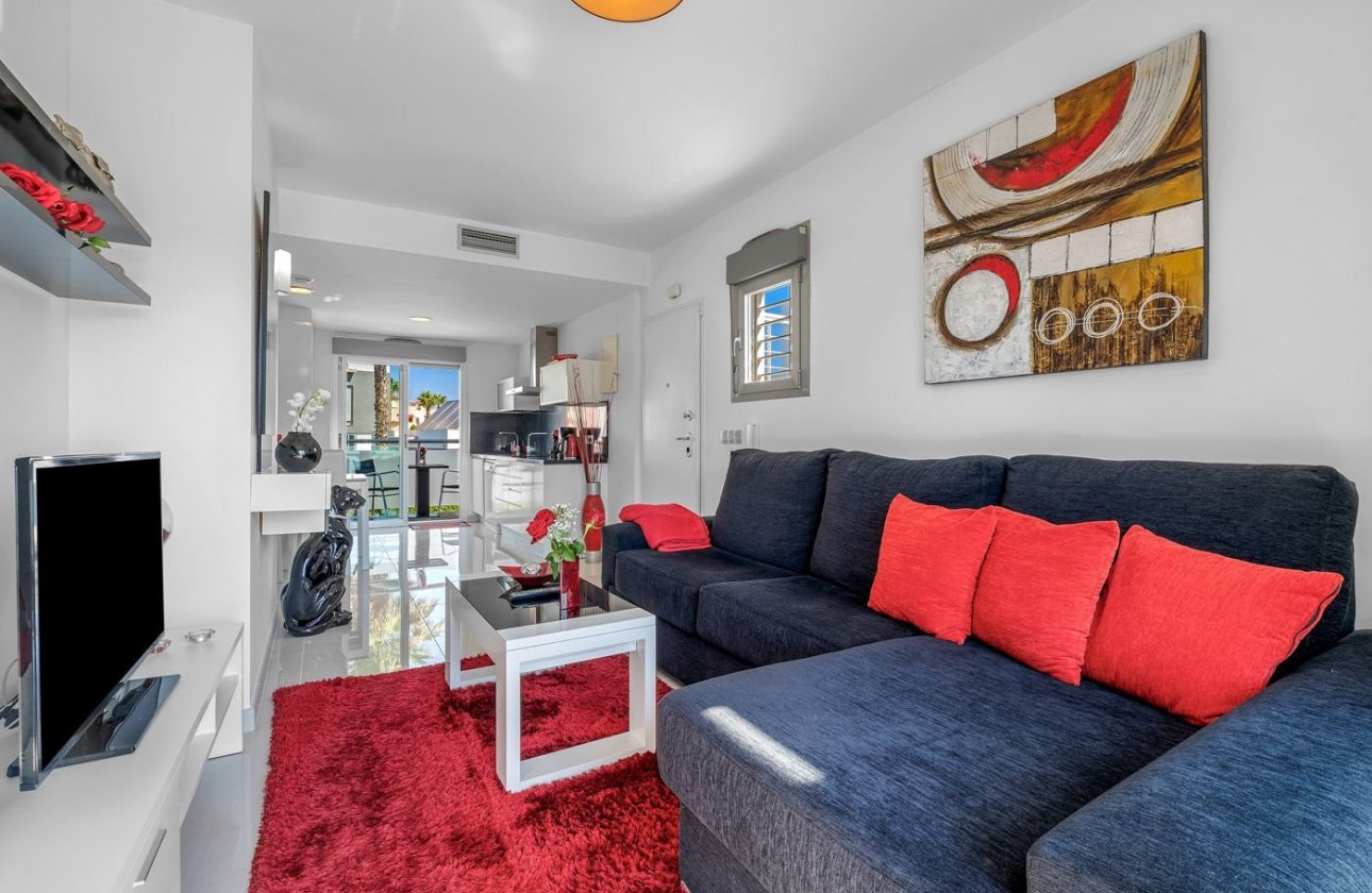 Resale - Bungalow -
Punta Prima - Costa Blanca