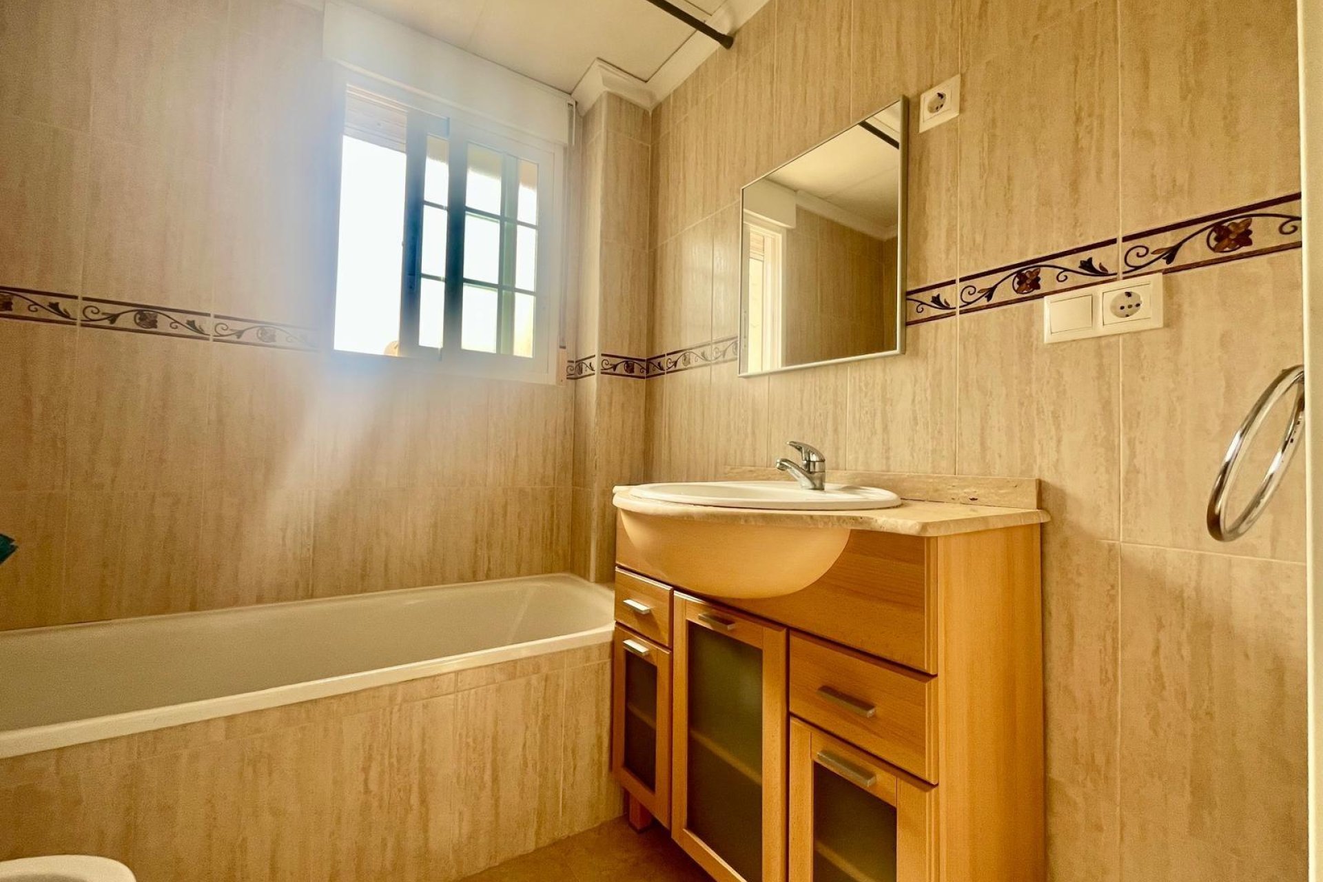 Resale - Bungalow -
San Fulgencio - La Marina