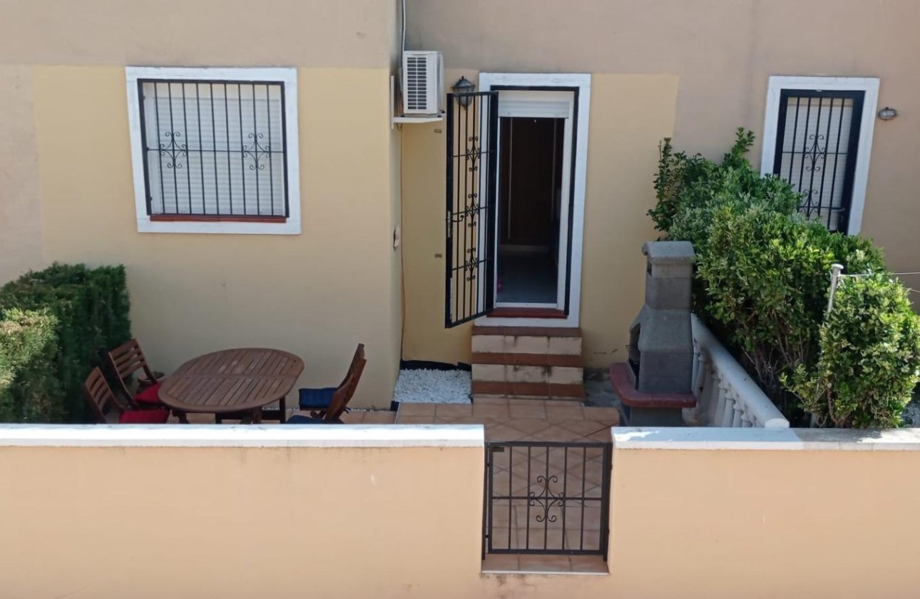 Resale - Bungalow -
San Miguel de Salinas - Costa Blanca Sur