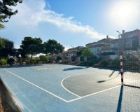 Resale - Bungalow -
San Miguel de Salinas - Inland