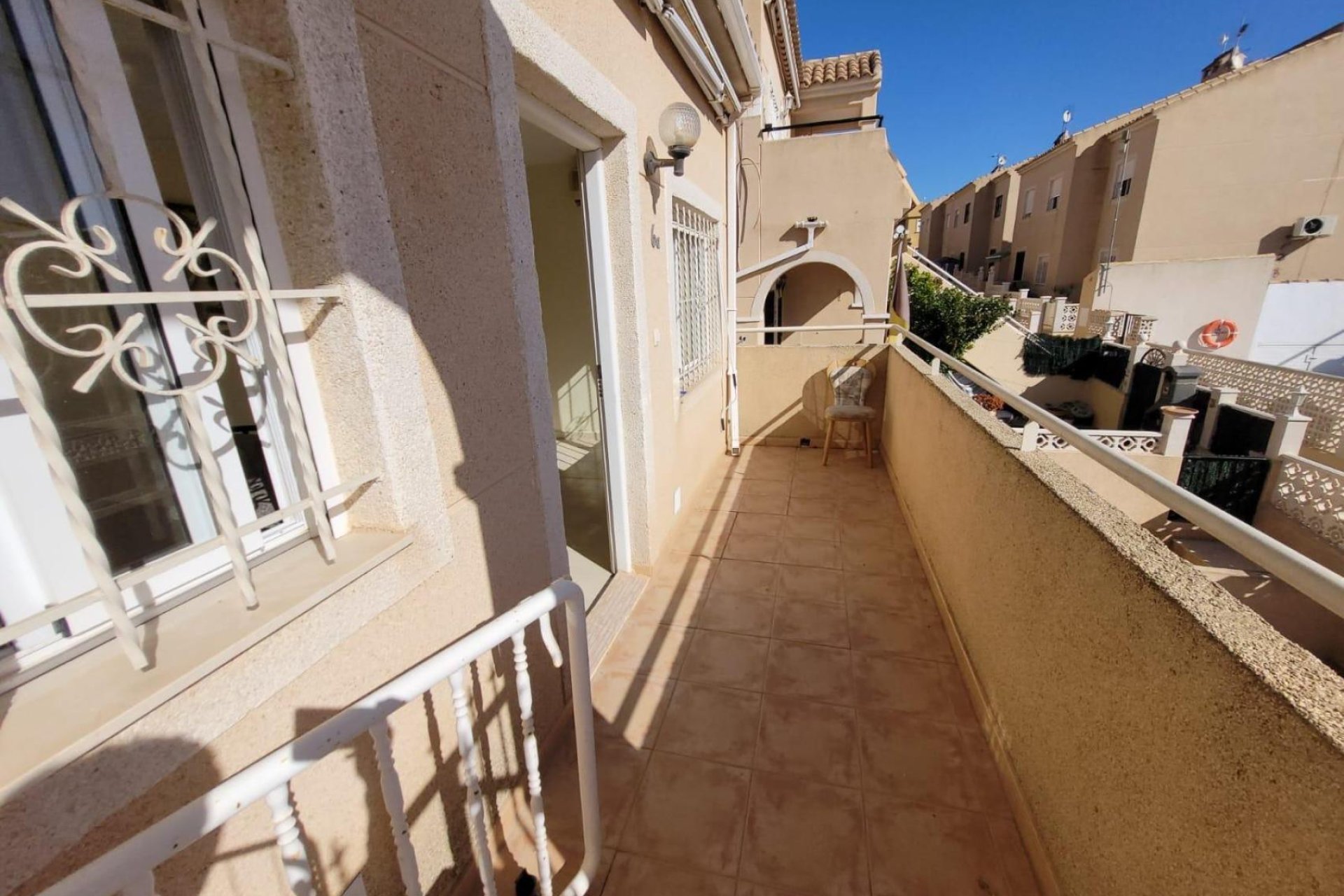 Resale - Bungalow -
San Miguel de Salinas - Inland