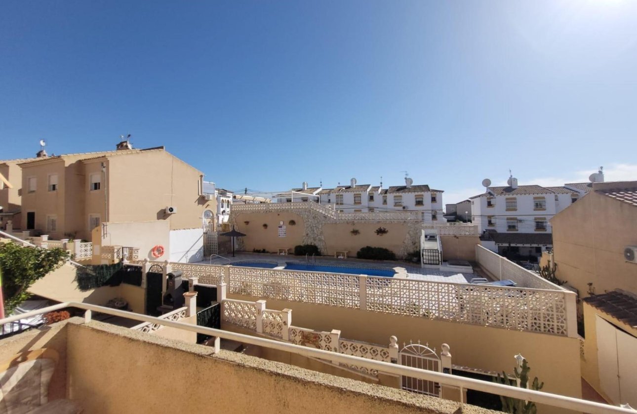 Resale - Bungalow -
San Miguel de Salinas - Inland