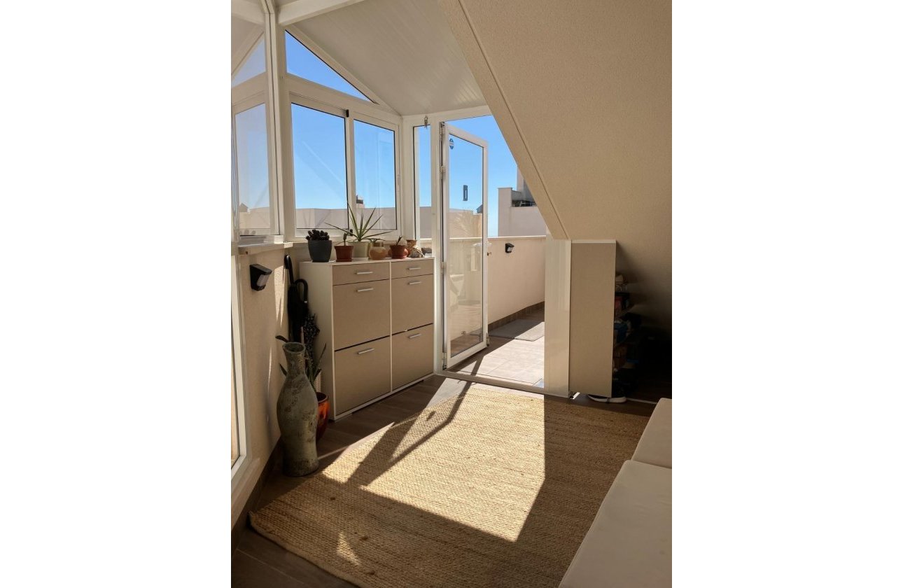 Resale - Bungalow -
San Miguel de Salinas - Las Colinas