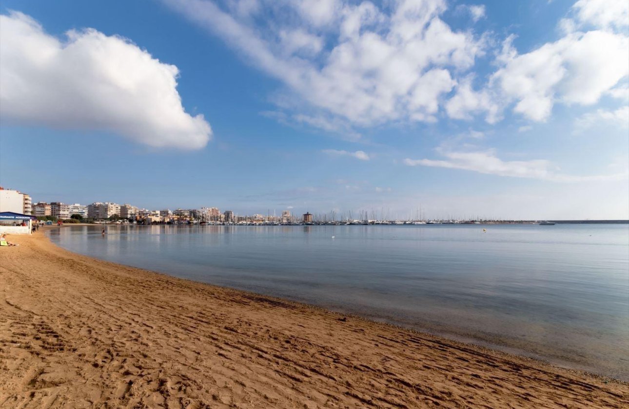 Resale - Bungalow -
Torrevieja - Acequion