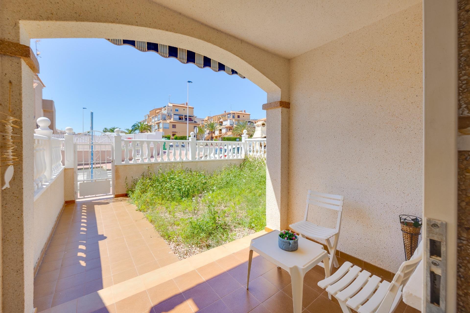 Resale - Bungalow -
Torrevieja - Aguas Nuevas 1