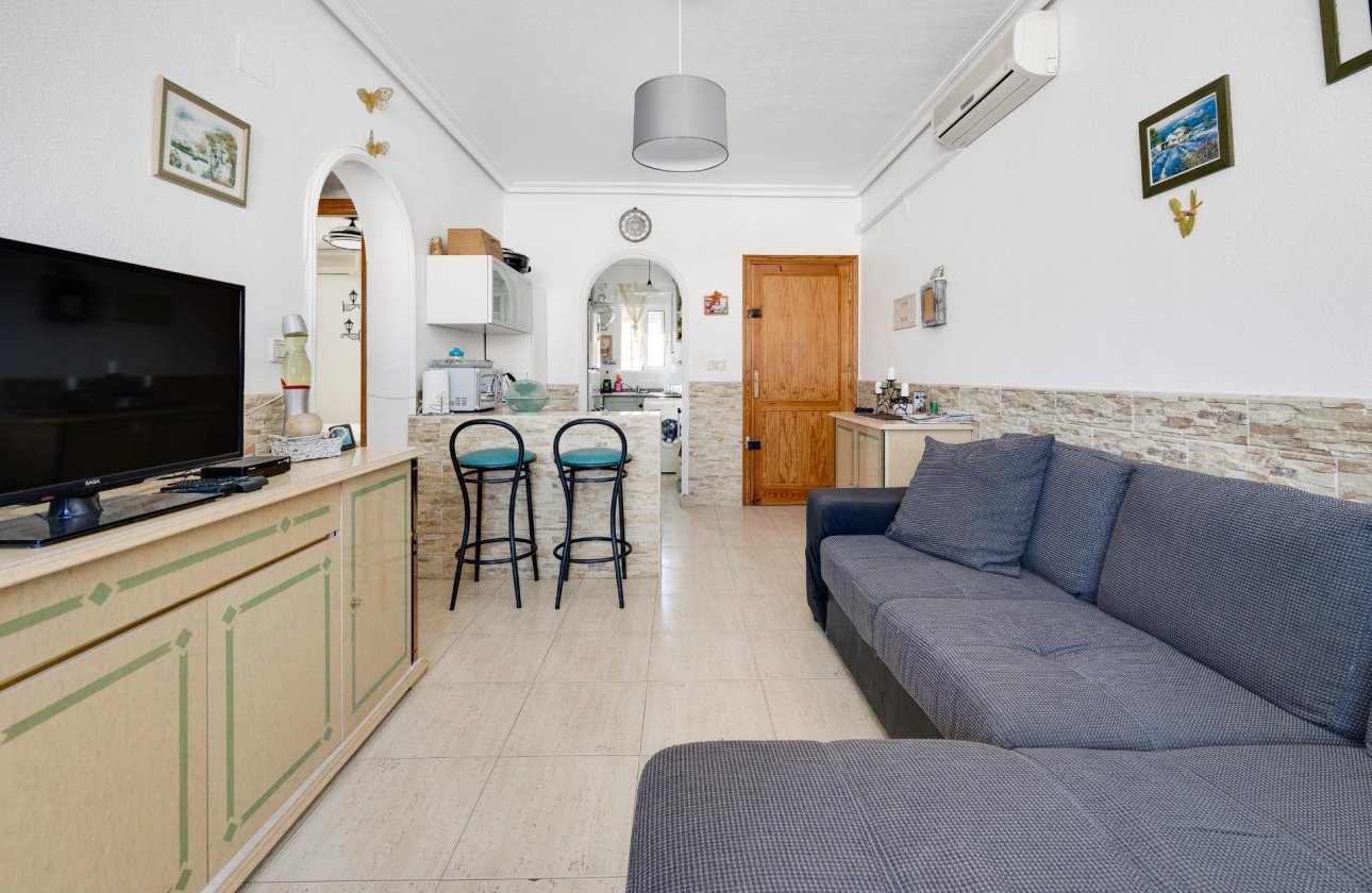 Resale - Bungalow -
Torrevieja - Aguas Nuevas