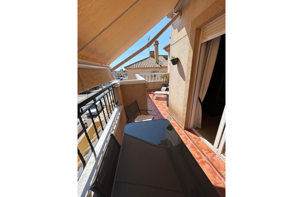 Resale - Bungalow -
Torrevieja - Aguas Nuevas