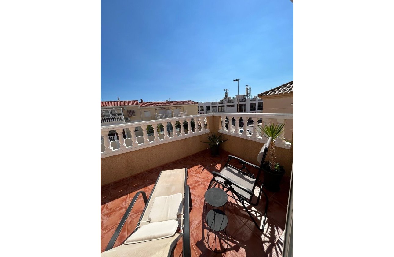 Resale - Bungalow -
Torrevieja - Aguas Nuevas