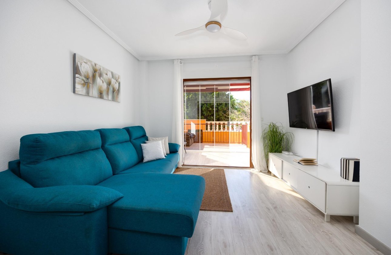Resale - Bungalow -
Torrevieja - Aguas Nuevas