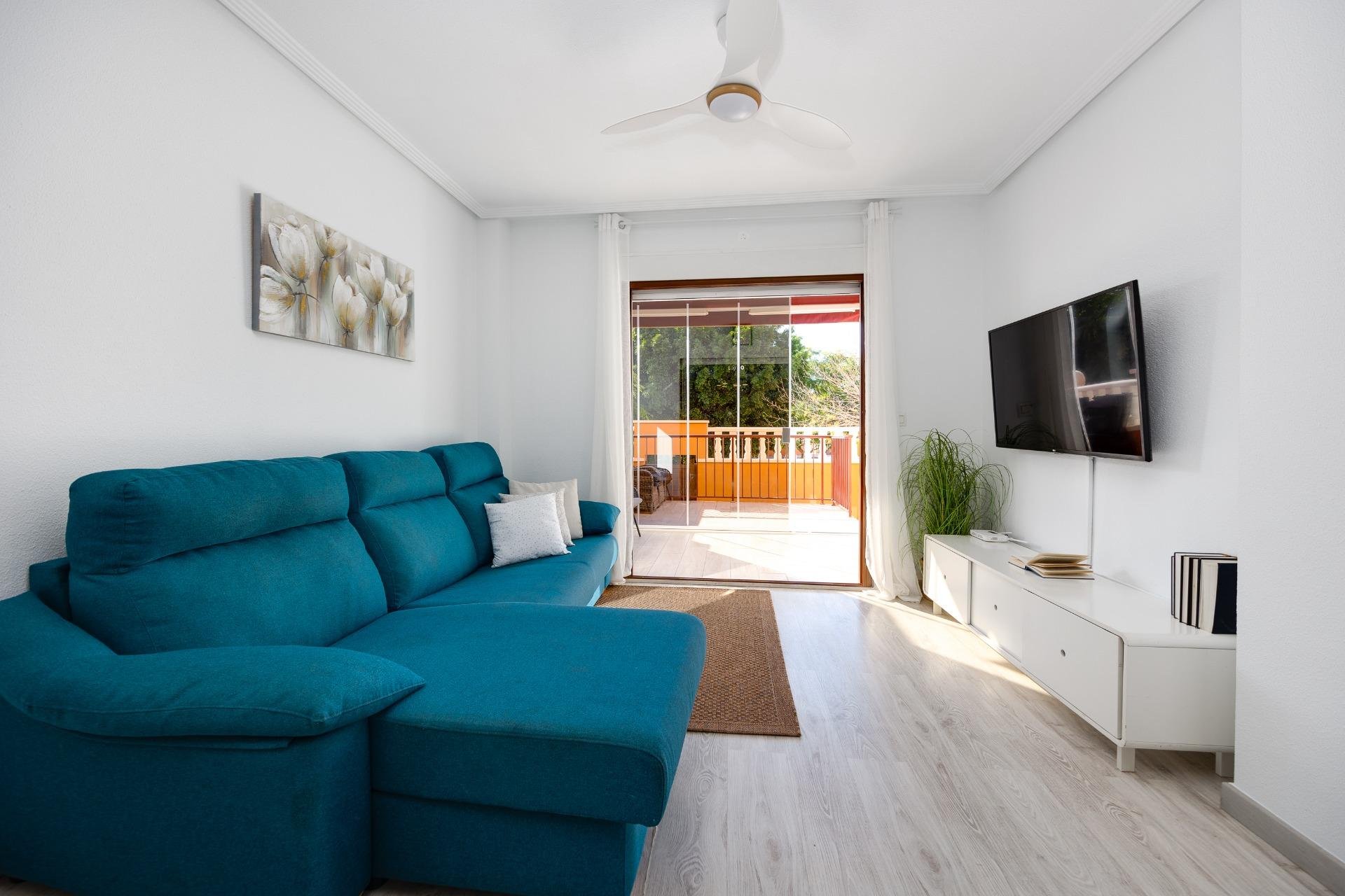 Resale - Bungalow -
Torrevieja - Aguas Nuevas