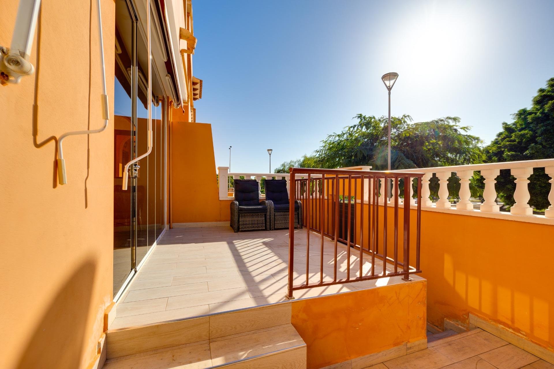 Resale - Bungalow -
Torrevieja - Aguas Nuevas