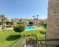 Resale - Bungalow -
Torrevieja - Aguas Nuevas