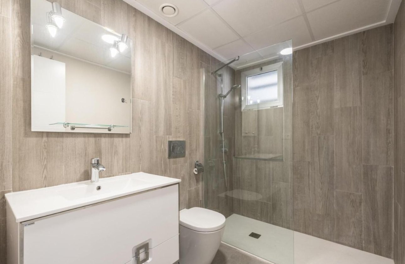 Resale - Bungalow -
Torrevieja - Auguas Neuvas