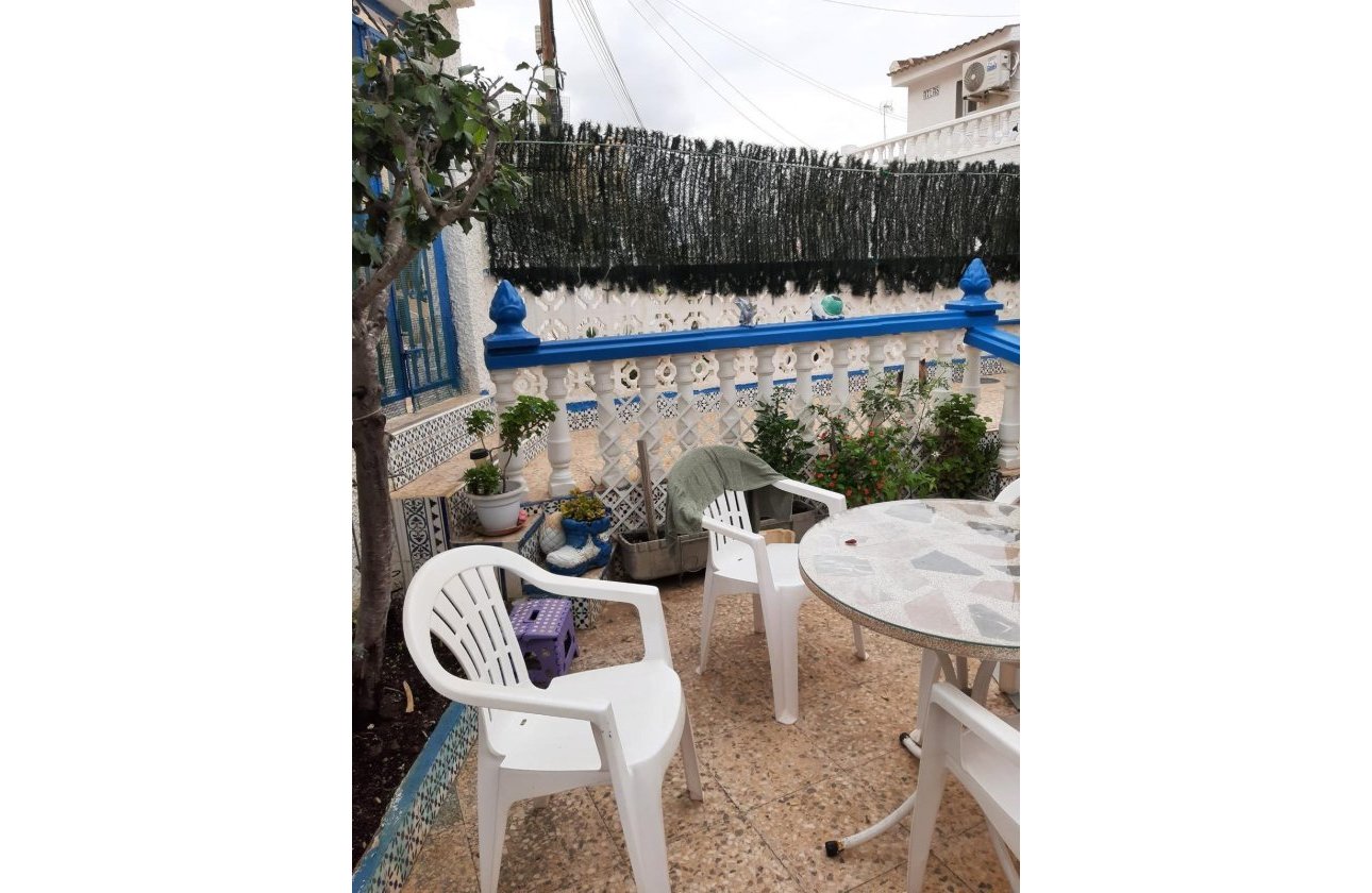 Resale - Bungalow -
Torrevieja - Cabo Cervera