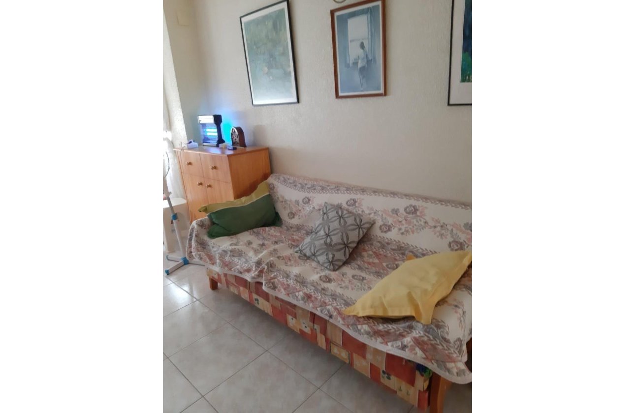 Resale - Bungalow -
Torrevieja - Cabo Cervera