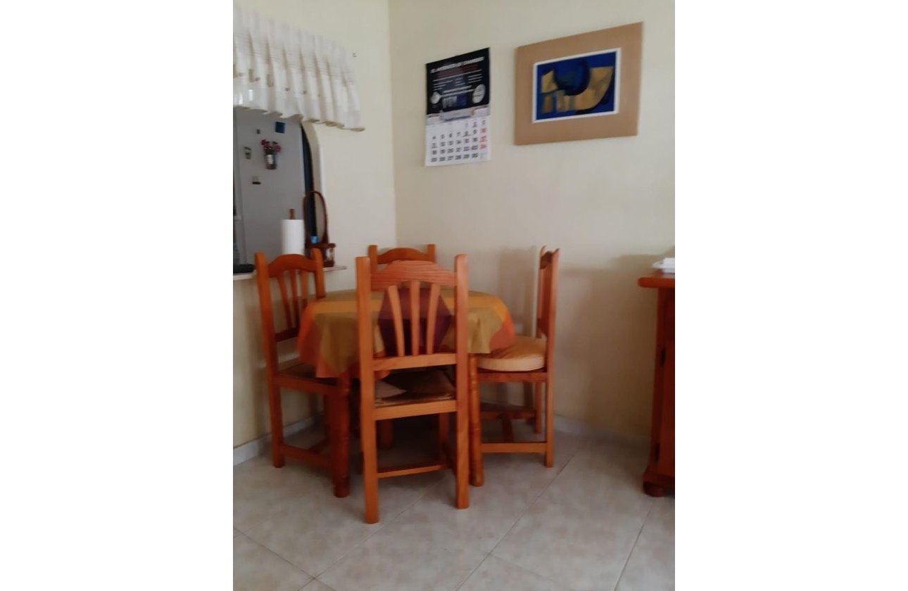 Resale - Bungalow -
Torrevieja - Cabo Cervera