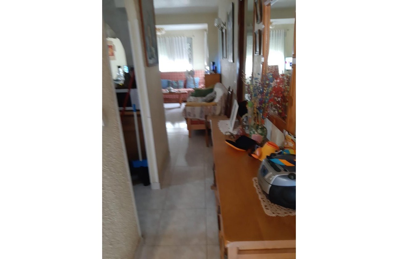 Resale - Bungalow -
Torrevieja - Cabo Cervera