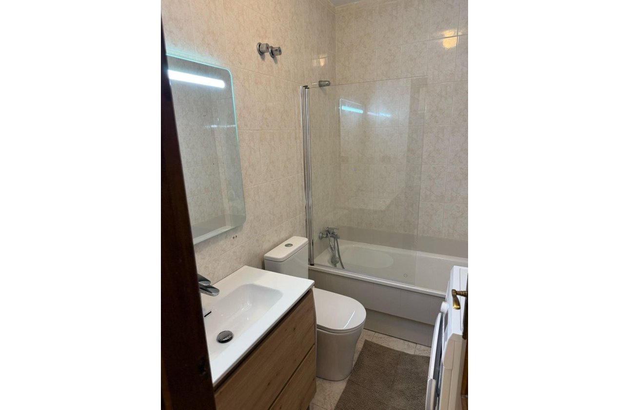 Resale - Bungalow -
Torrevieja - Cañada Del Molino